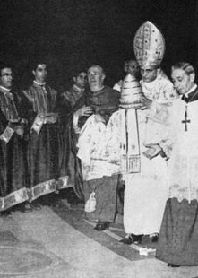 Marrano and Communist Infiltrator, Anti-Pope Paul VI, smashing the Sacred Papal Tiara